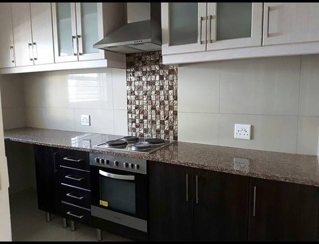 3 BEDROOM PROPERTY TO RENT IN CLAREMONT